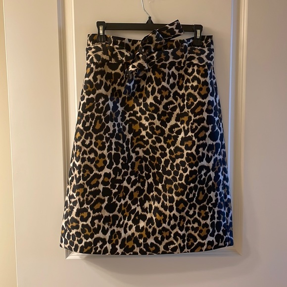 J Crew Leopard Pencil Skirt Size 4
